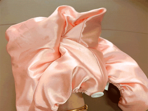 好？10分钟轻松养成女明星「绸缎发」开元棋牌app洗完头自然风干还是吹干(图11)